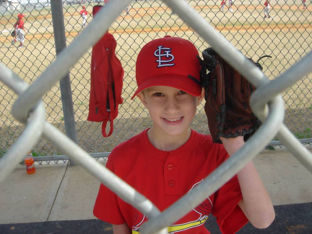 2006/03(Mar)/03(Tee-Ball-Chance-Dax)/1024x768_2006-03-04 04-Tee-Ball.JPG